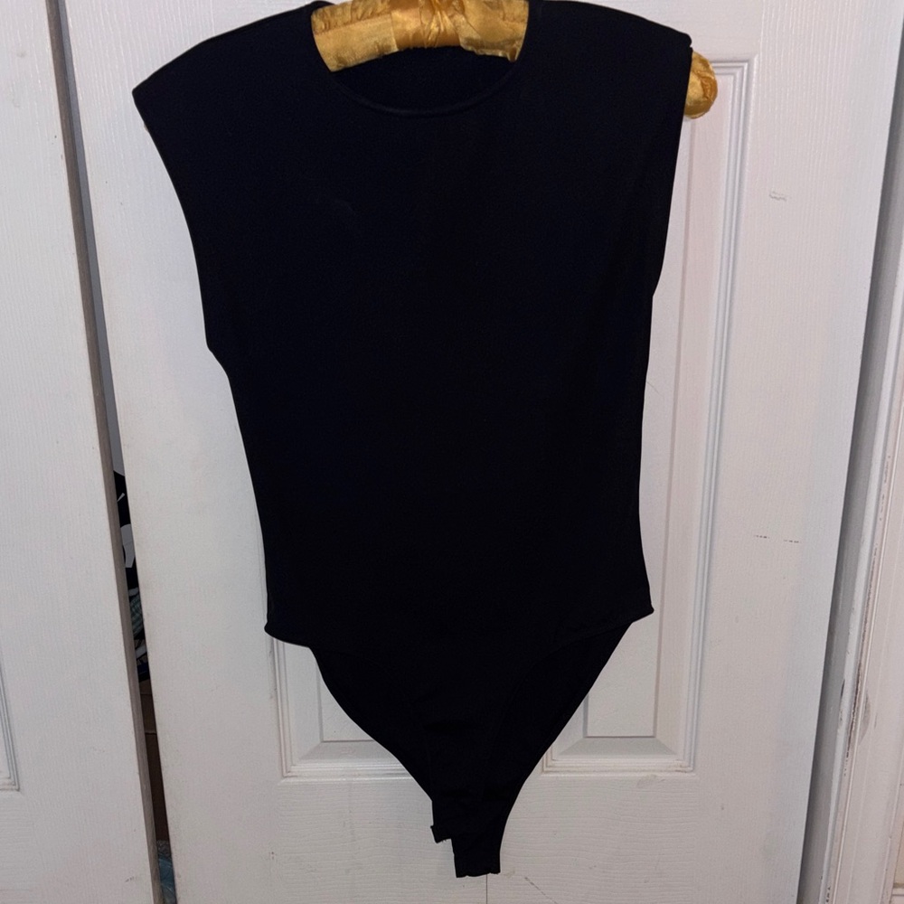 NWOT Black Zara bodysuit M